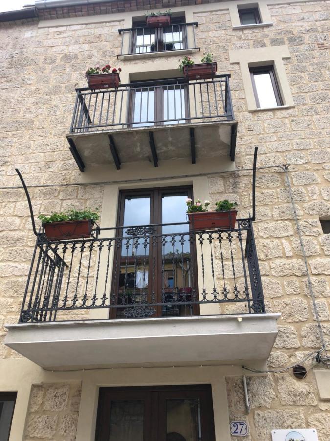 佩特拉利亚索普拉纳La Casa Del Borgo住宿加早餐旅馆 外观 照片